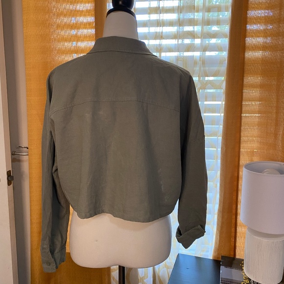 Mix & Match 2/$20 Ci Sono Crop Button Up Sz. XL - Picture 5 of 5